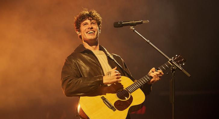 Shawn Mendes ezúttal egy brazil szépségbe szerelmes, kézenfogva kapták őket lencsevégre