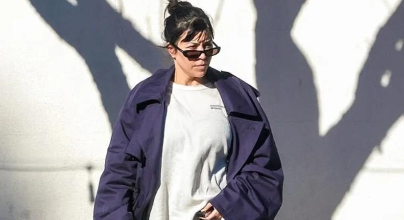 Felismerhetetlen lett az egyik Kardashian lány, miután végleg leállt a botoxszal