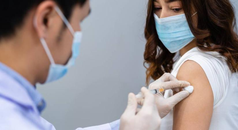 Hamarosan újult erővel csaphat le Magyarországra a rettegett betegség: nekik kell beoltatniuk magukat a szakemberek szerint