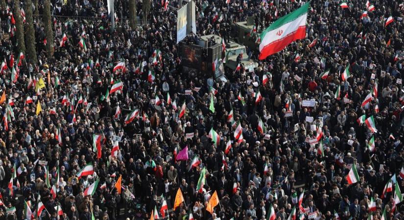 Totális krach: 106 milliárd iráni riált kell adni egy Bitcoinért