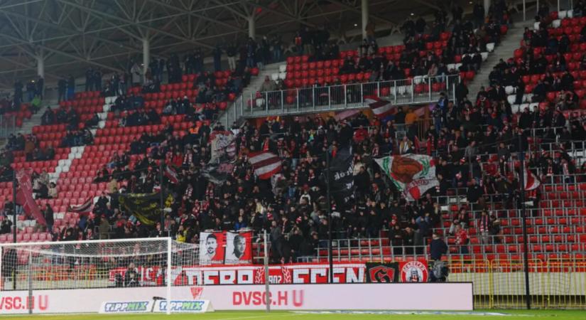 Több szektort is be kell zárnia a DVSC-nek