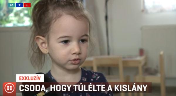 Csigákat akart megnézni, de beesett a medencébe, kétszer kellett újraéleszteni a kislányt