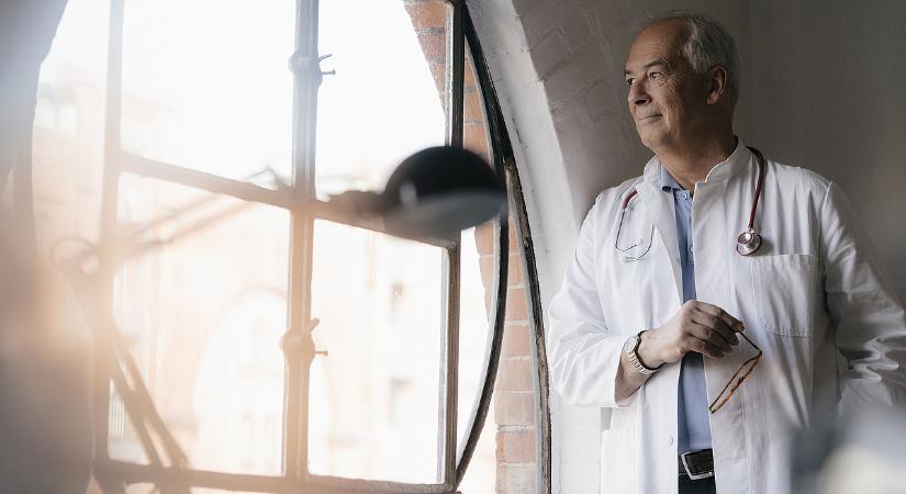 Az Orbán-kormány a „túldolgozó” egészségügyiseknek is tett egy gesztust