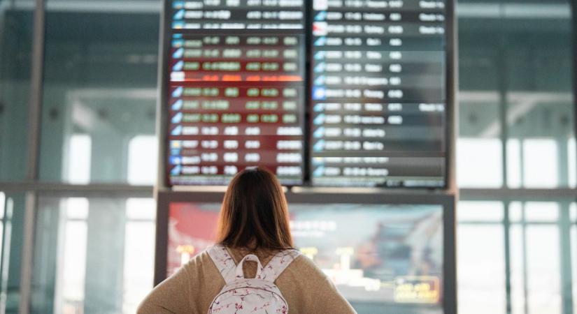 Ezt a dolgot a legtöbb utas elfelejti repülés előtt – pedig komoly bajt okozhat
