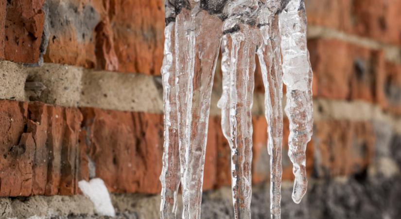 Időjárás: éjjel még odafagy a csizma a küszöbre