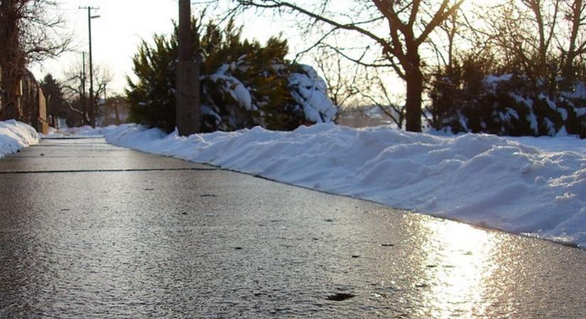 Extrém jegesedés és szélvihar – magas készültség több járásban (TÉRKÉP)