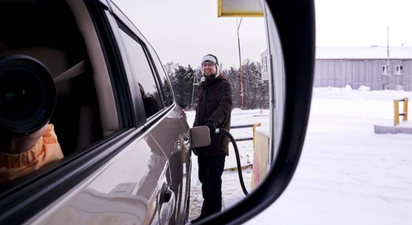 Ennyivel változik a gázolaj ára csütörtökön: a benzinről is megszólaltak a szakemberek