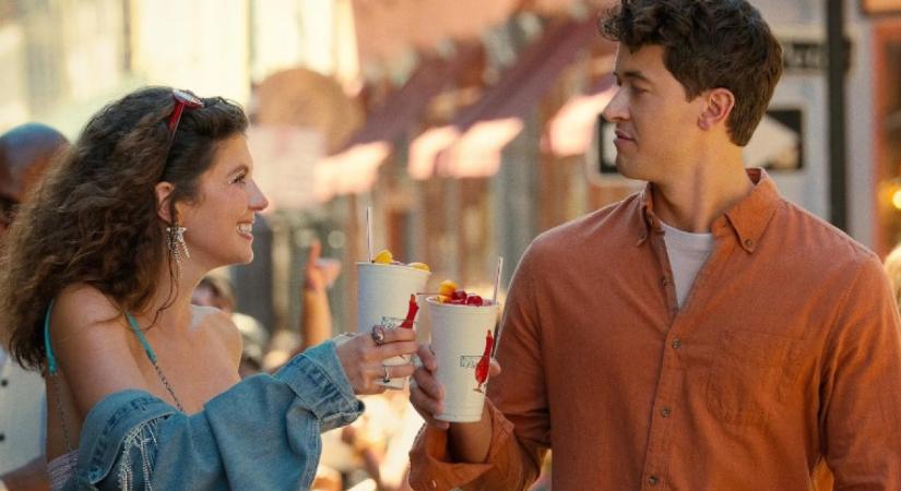 Kiakadtak a nézők a Netflix új filmjén: teljesen átírták a könyv sztoriját, amiből készült