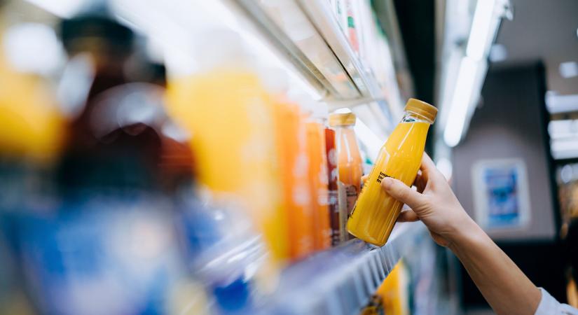 Nem csak narancs volt a narancslében, így került a boltokba – Nyomoz a hatóság