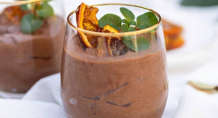 Krémes csokimousse tejmentesen: az alap sokféleképpen ízesíthető