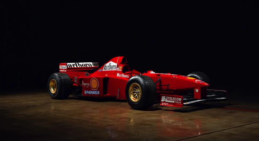 Schumacher újabb F1-es autója kerül kalapács alá: milliókat várnak a legendás F310 B-ért