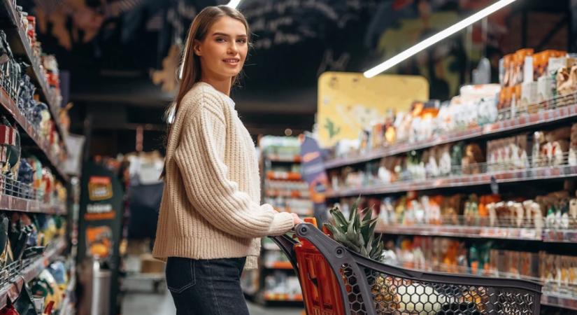 KSH: decemberben 3,3 százalékkal, 2025-ben átlagosan 4,4 százalékkal nőttek az árak