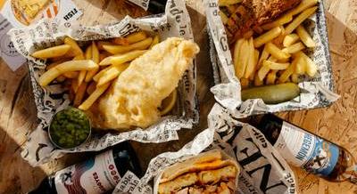 Kis Anglia és nagyszerű halételek a Ferencvárosban – A Fishboxban jártunk