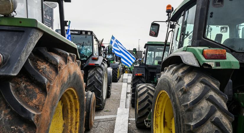 Áramárak, üzemanyagköltségek, kártérítés: ezért tüntetnek a görögök