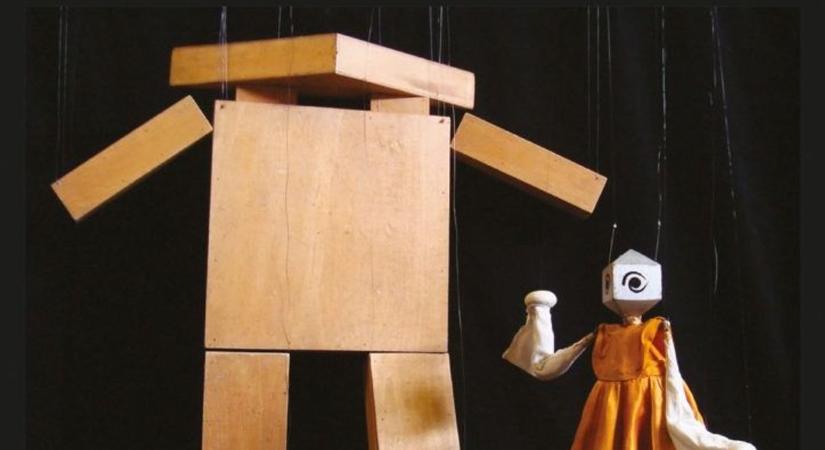 Legendás bábok kelnek életre Pécsen – megnyílt a Bűvészinasok című kiállítás