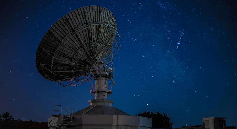 Rejtélyes, 10 másodperces jelet fogott az emberiség az univerzum széléről