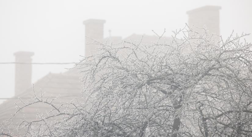 A Tiszán teljes hajózási zárlat lépett életbe