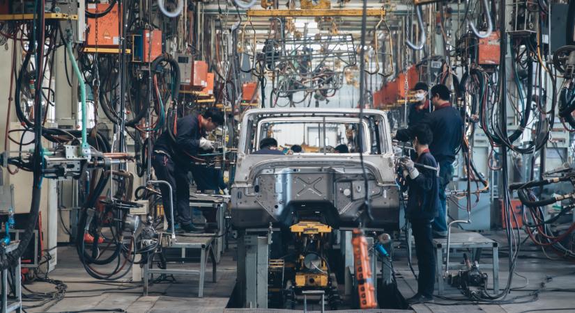 Baj van a kínai gyártókkal, már az állampárt is lépett