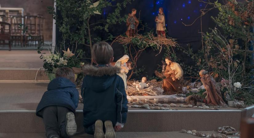 Már a keresztény nevelést is propagandacélokra használja az Orbán-kormány, alapvető európai értékeket hagy figyelmen kívül