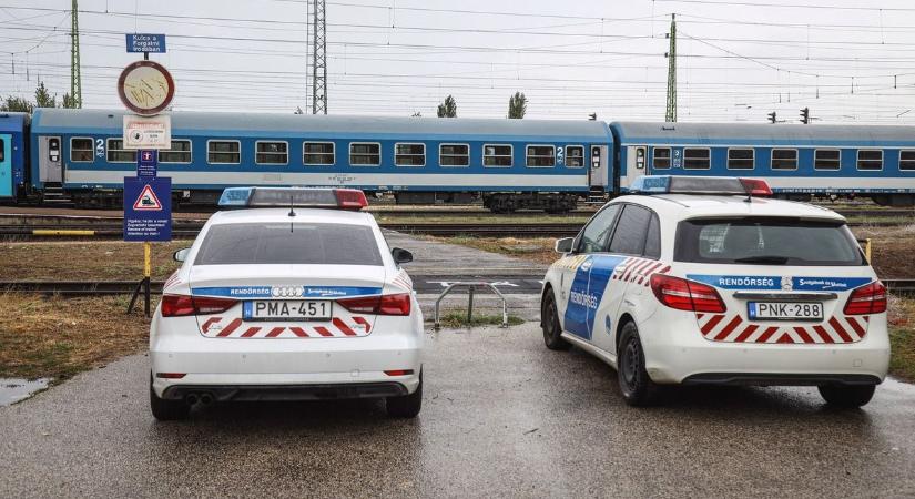 Tizenkét órán belül ketten is a vonat elé léptek Vasban