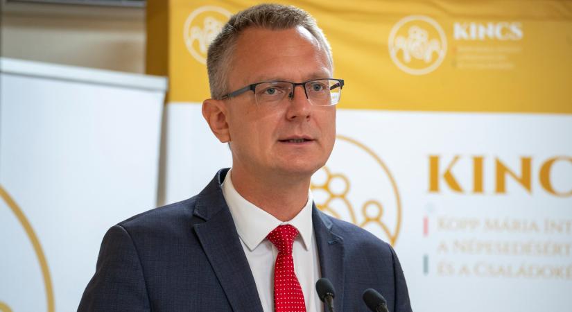 Rétvári Bence: Az önkormányzatok számára is veszélyes a Tisza-csomag