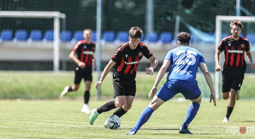 Távozókat jelentett be a Honvéd, csatárt igazolna a Vidi