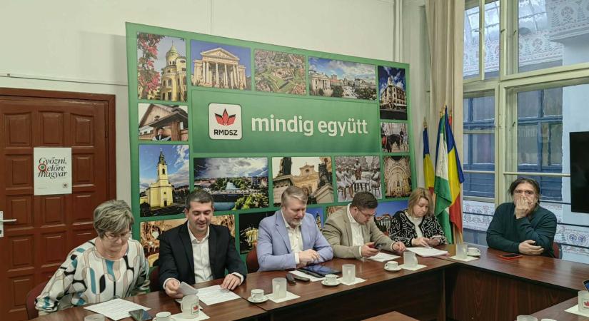 Két ország, négy város – Generációkon átívelő programokkal ünneplik a Magyar Kultúra Napját