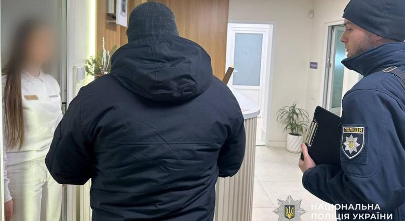 Meghalt egy 12 éves kislány Ungváron, akit egy fogászati klinikáról szállítottak a kórházba