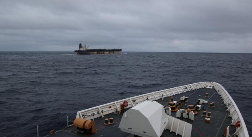 Nagy-Britannia előkészítette a jogi alapját az árnyékflotta tankhajóinak őrizetbe vételére