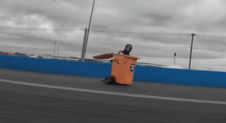 Már ennyivel hasít a világ leggyorsabb kukája