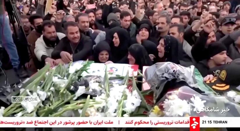 Egy jogvédő szervezet szerint már több mint 2500 halálos áldozata van az iráni tüntetéseknek