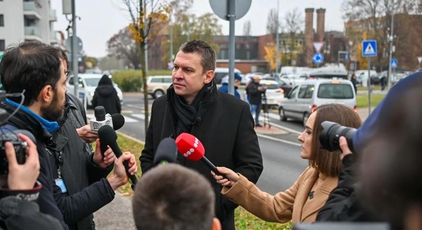 Újabb lebukás a Tiszánál: Az egyik kulcsjelölt nyíltan a bevándorlás mellé állt