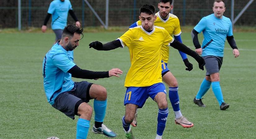 Kialakultak a csoportok a holtszeonban