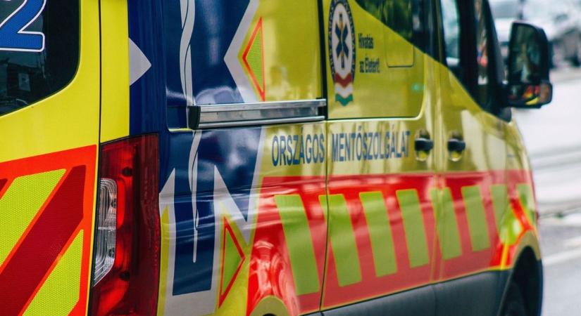 Parkolóban küzdöttek a bácsi életéért - megszólaltak a mentők