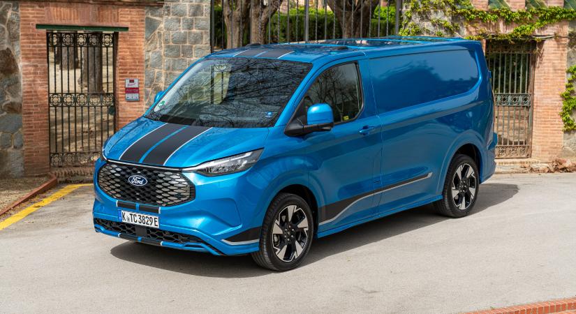 A célfotó döntött az elektromos kisáruszállítók piacán 2025-ben