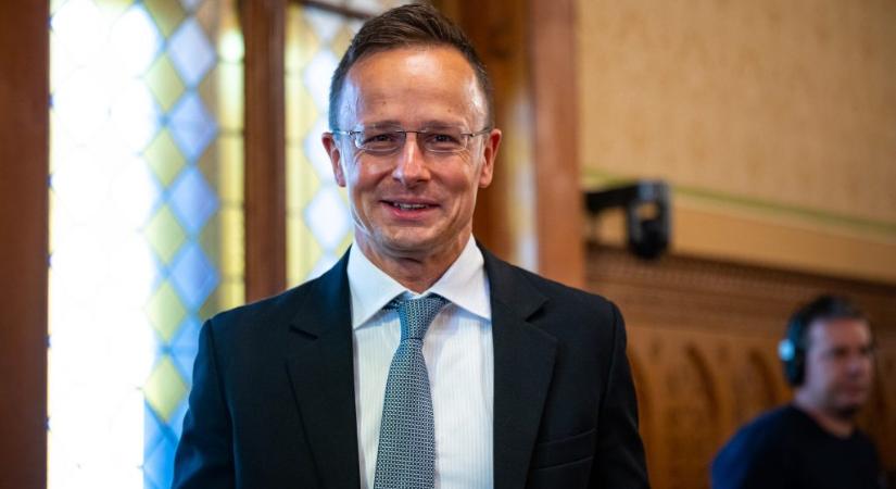Szijjártó holnap Belgrádban tárgyal a NIS megvásárlásáról