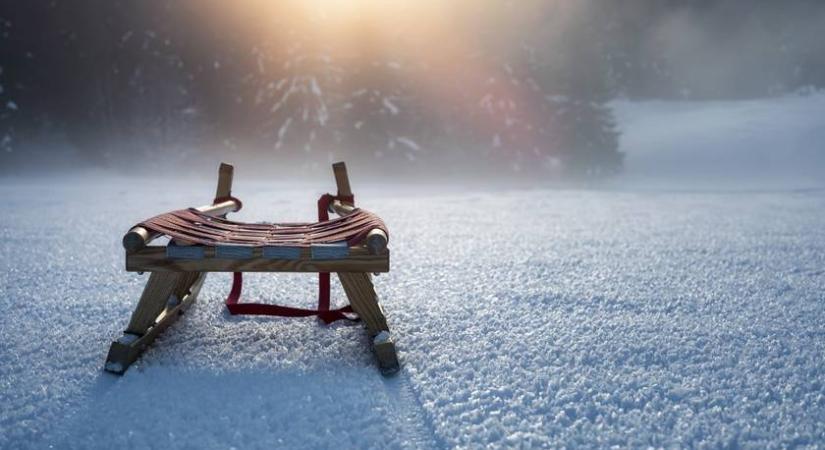 A kisfiú 2 csigolyája törött el a szánkóbalesetben – A Bethesda Gyermekkórház erre figyelmeztet