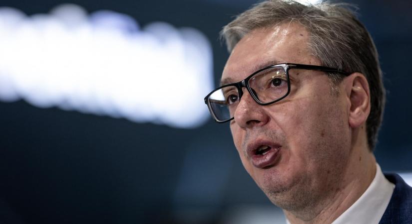 Aleksandar Vučić tudja, de még nem árulja el, hogy ki veszi meg a NIS-t