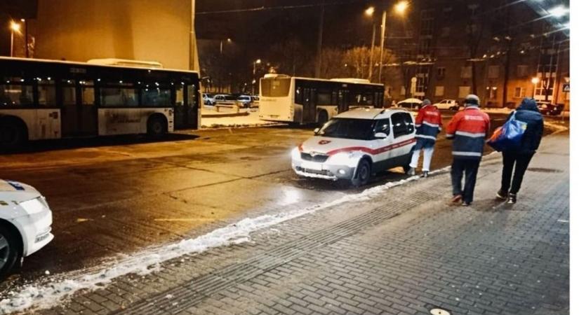 Nem mentek el mellette: emberség és gyors reagálás a Víztorony téren