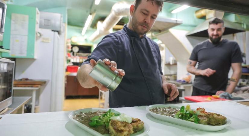 Egy legendás, megosztó fogás kerül vissza egy szegedi belvárosi étterem étlapjára – de csak korlátozott ideig (galéria, videó)