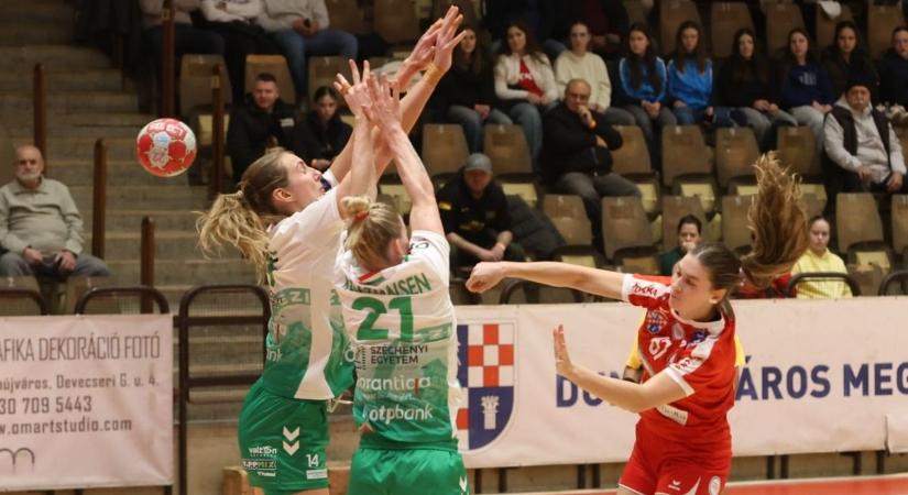 Átszáguldott az Audi Dunaújvároson, de a fiatalok derekasan helytálltak – galériával