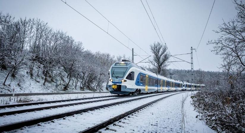 Újabb fennakadás történt a győri vonalon: baleset miatt áll a forgalom