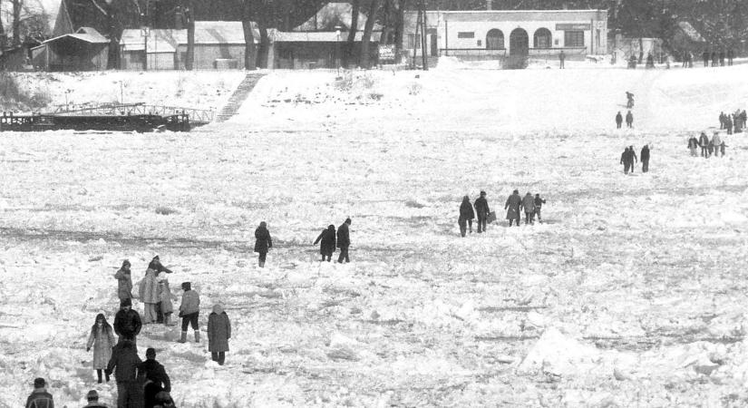 Brutális telek Baranyában: hó, jég és befagyott Duna (GALÉRIA)