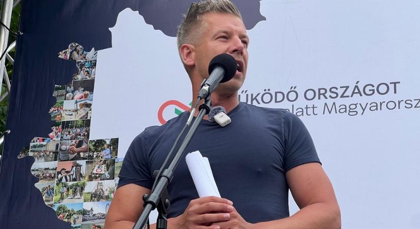 A bíróság kimondta, hogy az Indexen novemberben lehozott, 600 oldalas TISZA-csomagnak hazudott dokumentumnak semmi köze a TISZA Párthoz!