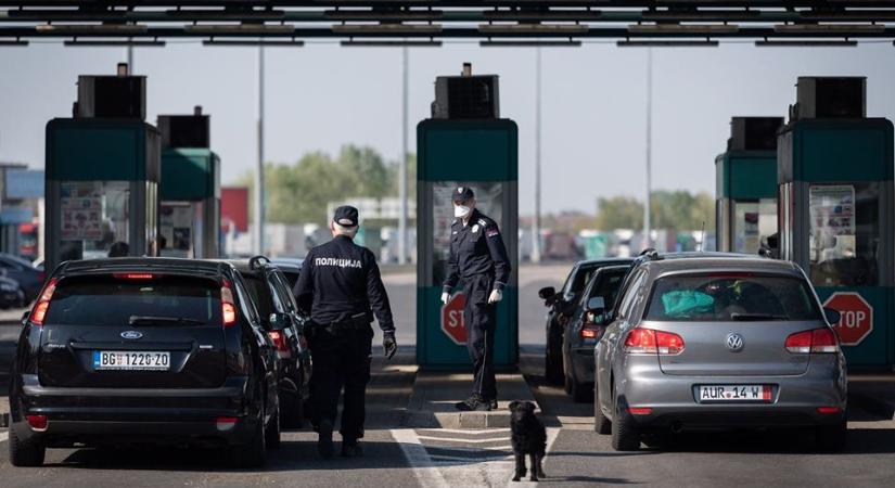 Kész maffia volt – Sorra buktak le a röszkei pénzügyőrök, újabb 37 vádlott