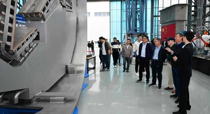 Kína mesterséges napot épít: hatalmas lépést tett a korlátlan energia megszerzéséhez – ez megváltoztathatja az egész emberiséget