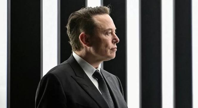 Elon Musk kiakadt: szerinte az Apple túl sok hatalmat ad a Google-nek a Siri miatt