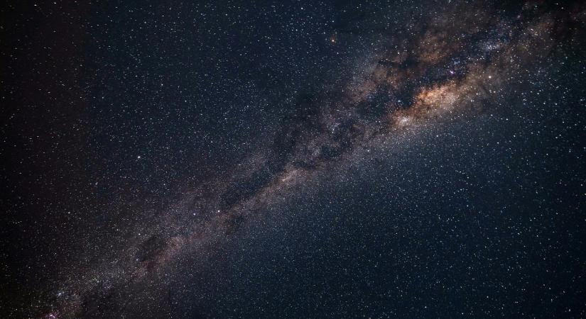 3 zodiákus, aki fontos leckét kap a csillagoktól még a következő napokban - heti horoszkóp: január 12-18.