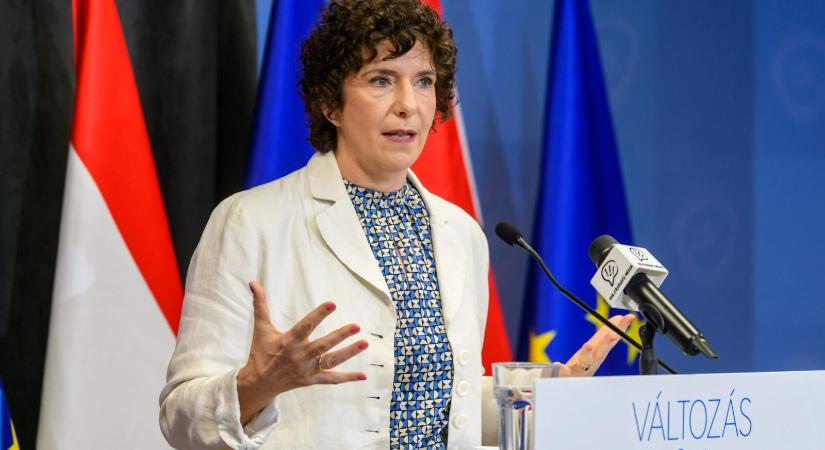 Dobrev Klára 10 százalékos választási eredménnyel lenne elégedett, szerinte reális cél, hogy a DK egy erős kampánnyal elérje ezt