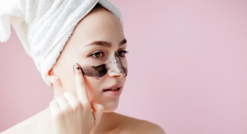 Ráncok a szemed alatt? Ez az 5 maszk csodát tesz velük